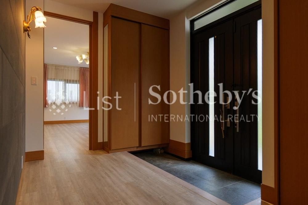 5LDK House for Sale in Tenkuji, Naha City, Okinawa - Thumbnail 4