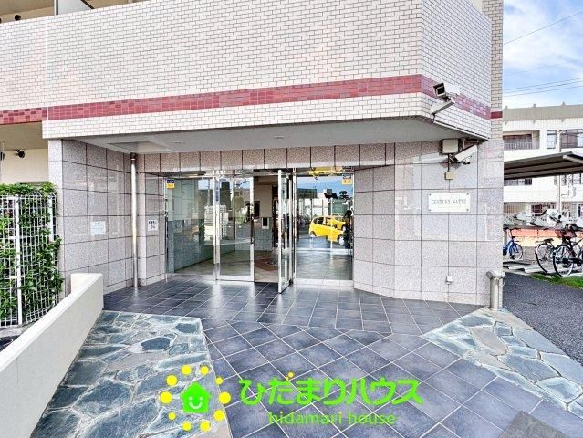 Century Satte 3LDK Apartment for Sale in Saitama - Thumbnail 3
