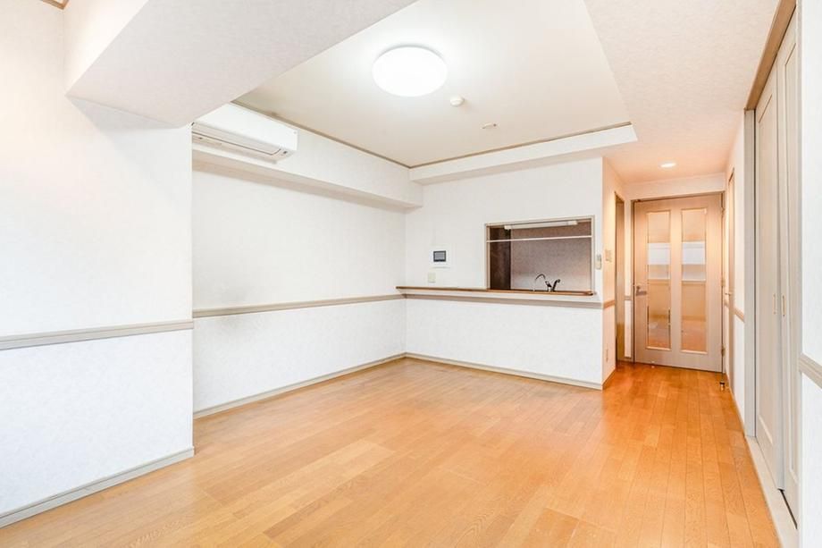 1LDK+S Apartment for Sale in Kanagawa-ku, Yokohama, 63m² - Thumbnail 4