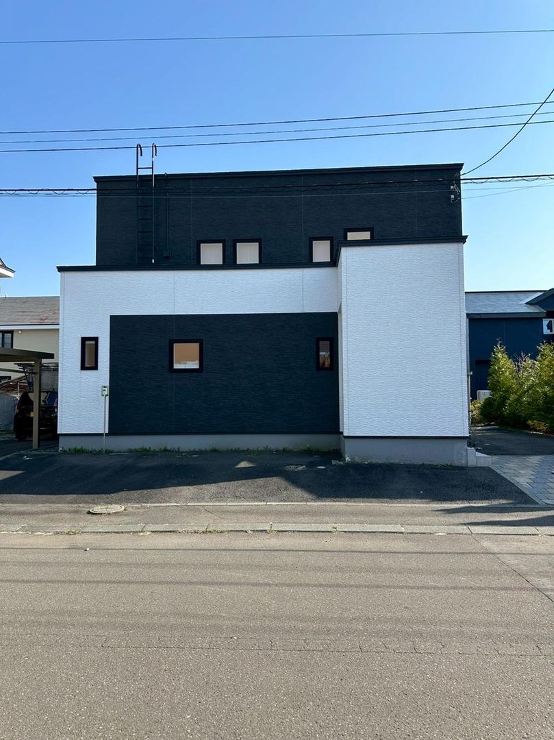4LDK Detached House for Sale in Chitose, Hokkaido - Thumbnail 2