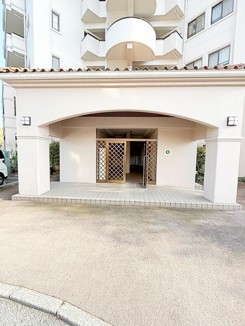 2LDK Apartment for Sale in Ichihara, Chiba - 80.36m2 - Thumbnail 2