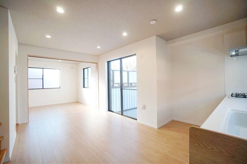 4DK Detached House in Kamisoshigaya, Setagaya, Tokyo - Thumbnail 3