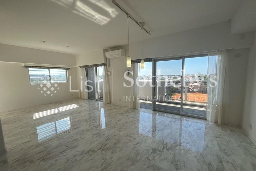 2LDK Apartment for Sale in Nago, Okinawa - 86.58m2 - Thumbnail 3