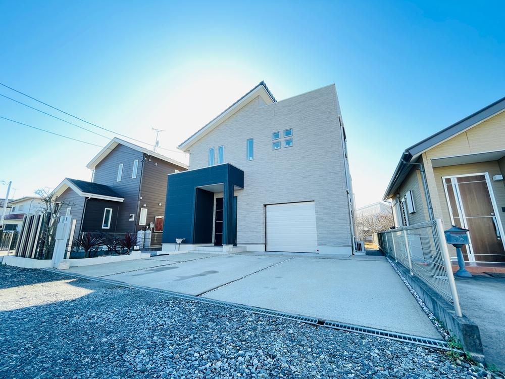 3LDK Detached House in Inzai with South Garden and Parking - Thumbnail 2