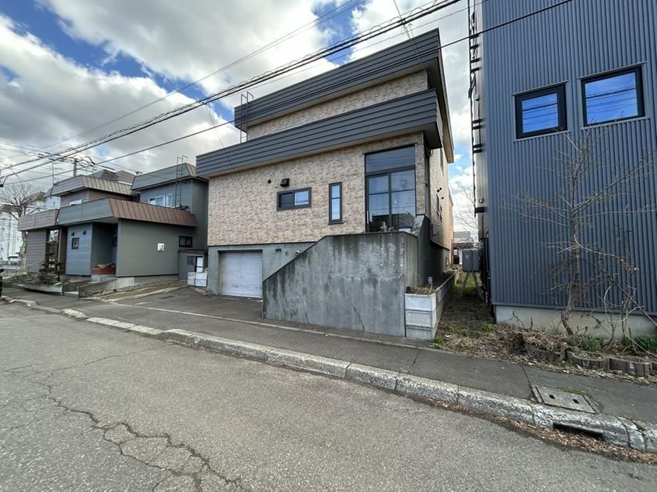 6LDK House in Higashi Ward, Sapporo for 19.8 Million Yen - Thumbnail 3
