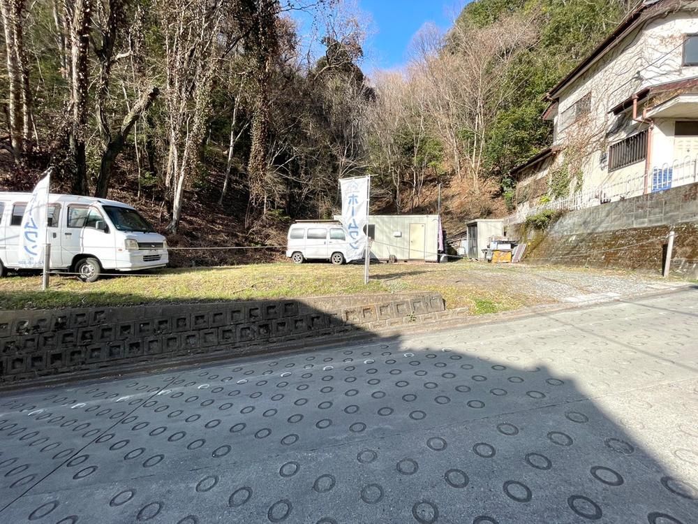 Large 3,755 sqm Land Plot for Sale in Ome, Tokyo - Thumbnail 2