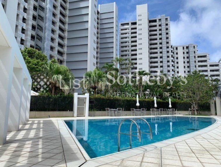 2LDK Apartment for Sale in Chatan, Okinawa - 75.65m2 - Thumbnail 2