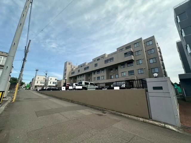 3LDK Apartment for Sale in Atsubetsu, Sapporo - Thumbnail 4
