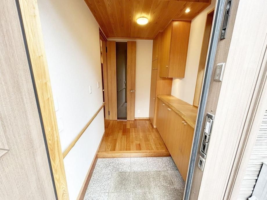 3LDK House for Sale in Shinjuku, Tokyo - 101 sqm - Thumbnail 3
