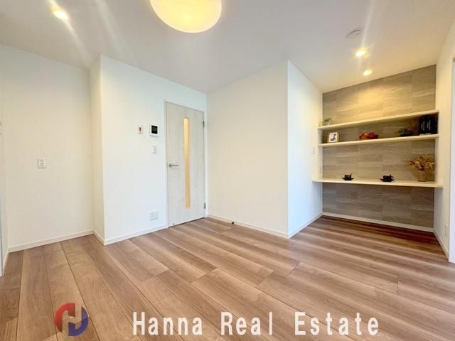 Renovated 2LDK Apartment in Kawasaki Ward, Kanagawa - Thumbnail 4