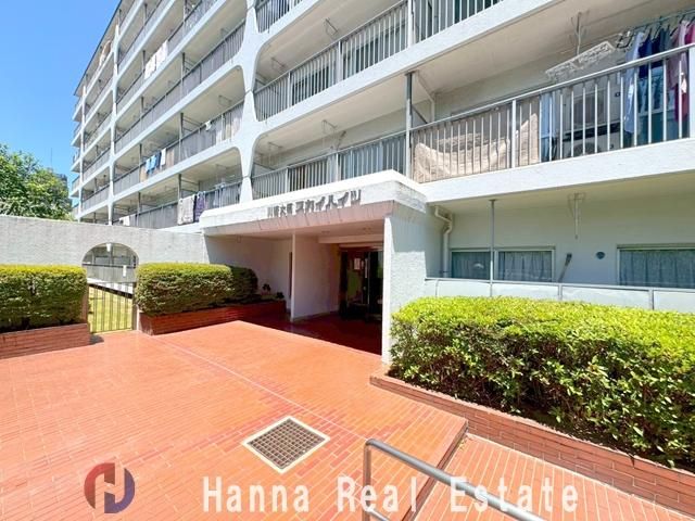 Renovated 2LDK Apartment in Kawasaki Ward, Kanagawa - Thumbnail 2
