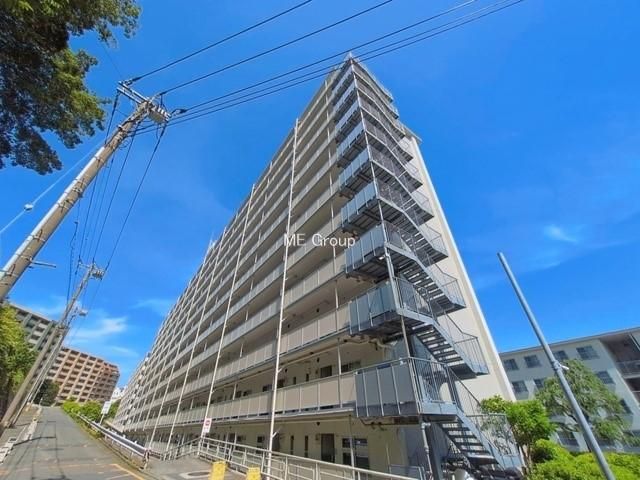 3DK Apartment in Nishi Ward, Yokohama for Sale - Thumbnail 2
