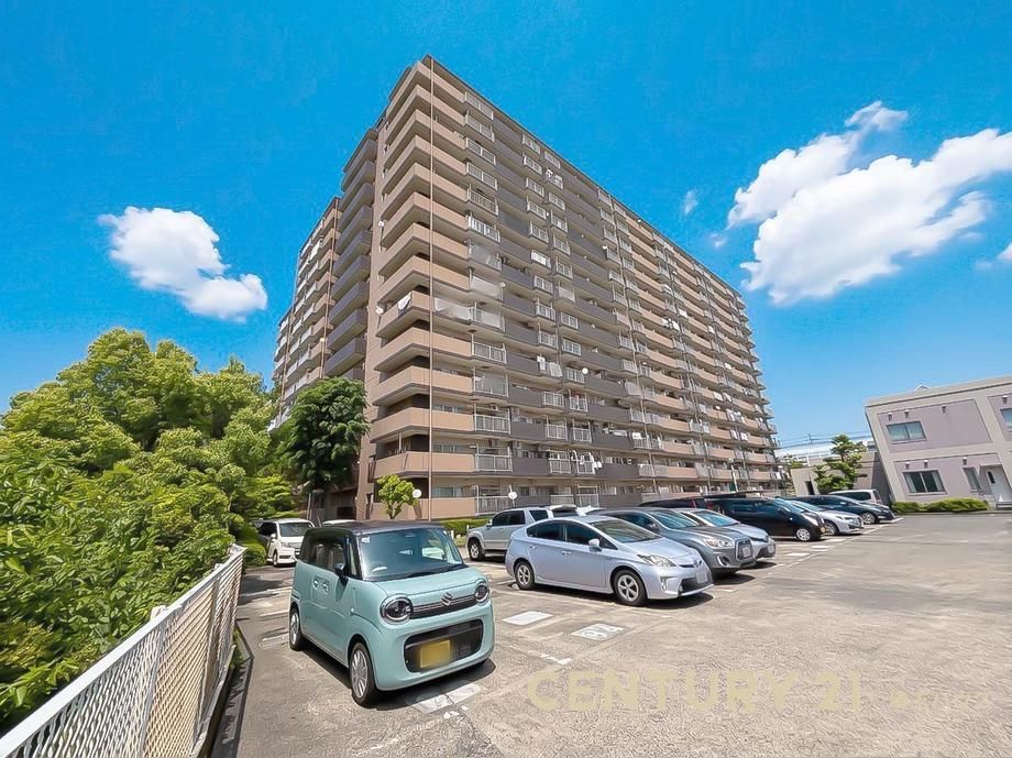 3LDK Apartment for Sale in Iwatsuki, Saitama City - 78.2m2 - Thumbnail 2