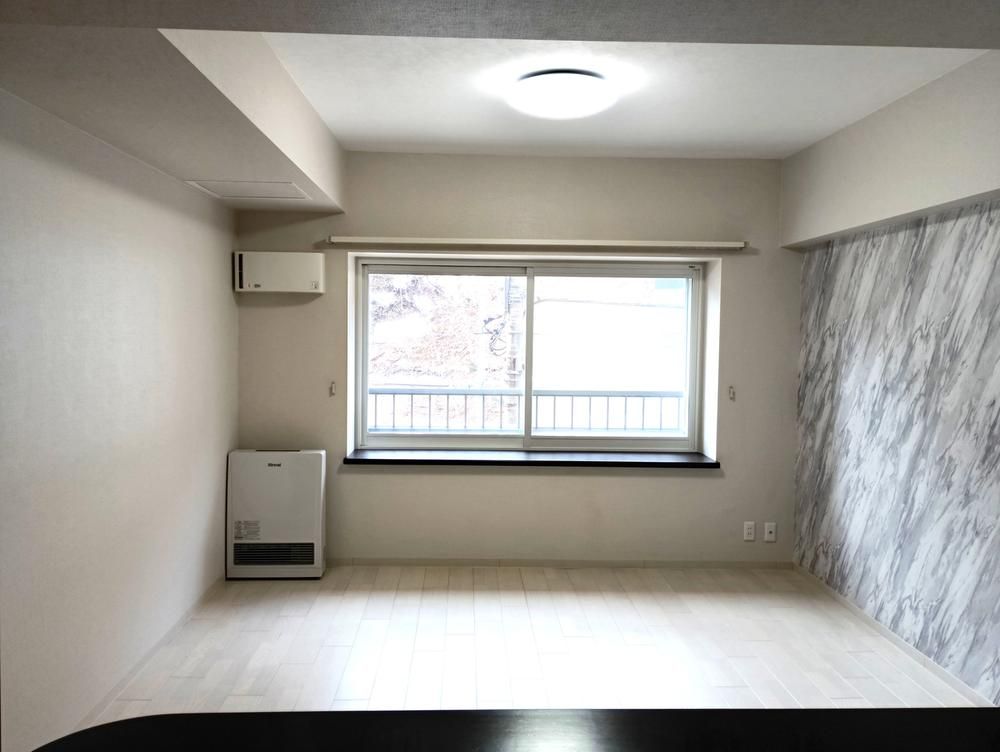 Renovated 3LDK Apartment for Sale in Sapporo Chuo Ward - Thumbnail 4