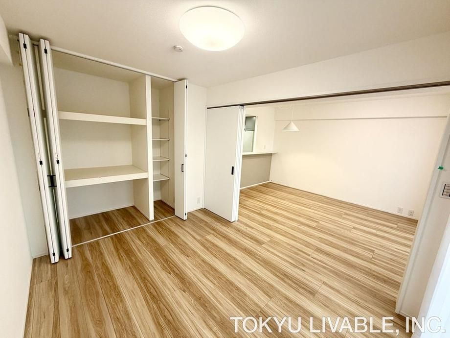 3LDK Apartment for Sale in Ebina, Kanagawa - 29.9 Million Yen - Thumbnail 2