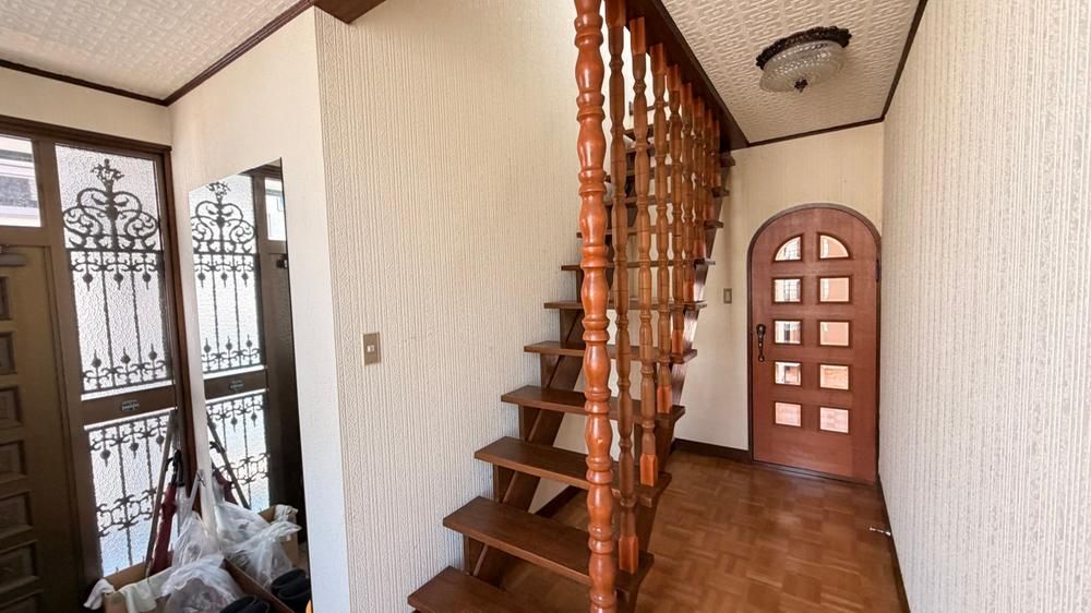 4LDK Detached House with Garden in Toyohira-ku, Sapporo - Thumbnail 2