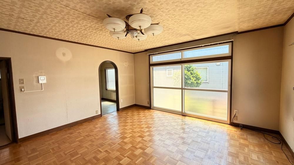 4LDK Detached House with Garden in Toyohira-ku, Sapporo - Thumbnail 4