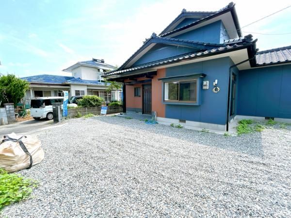 Renovated 4LDK House for Sale in Hitoyoshi, Kumamoto - Thumbnail 3