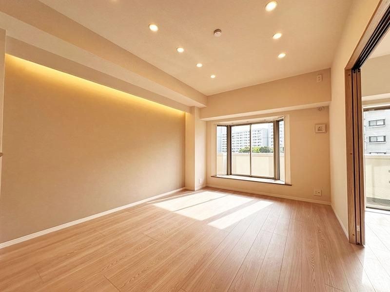Renovated 3LDK Apartment Near Kawasaki Station Saiwai Ward - Thumbnail 4