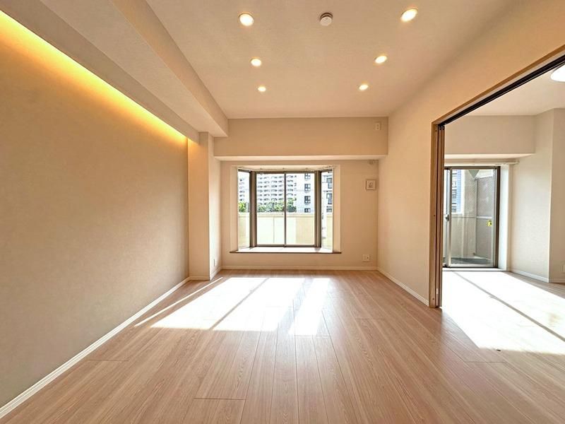 Renovated 3LDK Apartment Near Kawasaki Station Saiwai Ward - Thumbnail 3