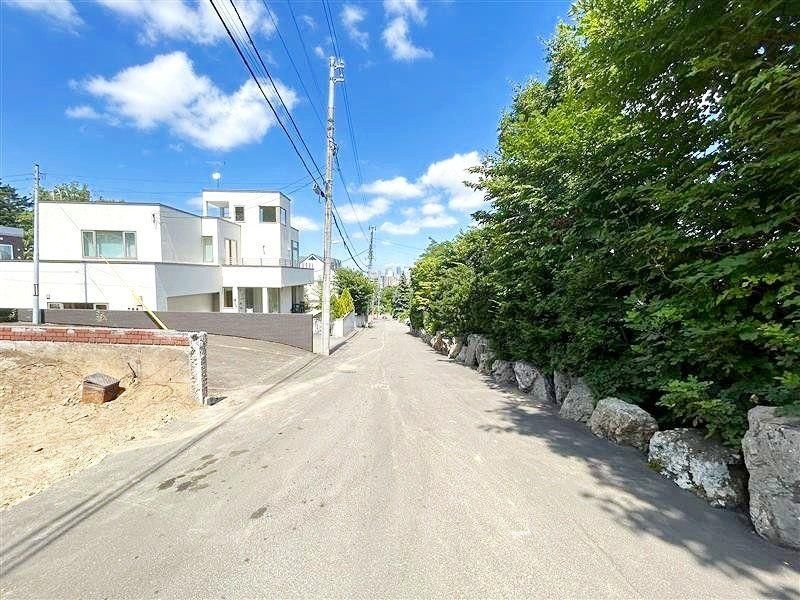 406.66 sqm Vacant Land for Sale in Chuo-ku, Sapporo - Thumbnail 2