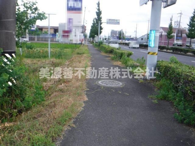 265sqm Land for Sale Near Nishi-Gifu Station, Gifu City - Thumbnail 4