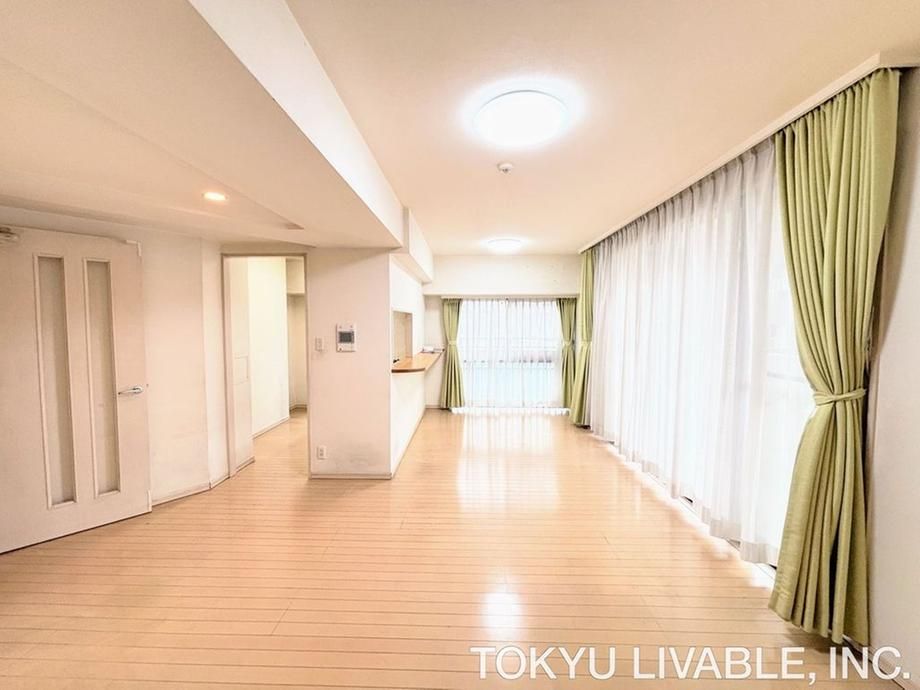 3LDK Apartment for Sale in Yamato City Near Station - Thumbnail 2