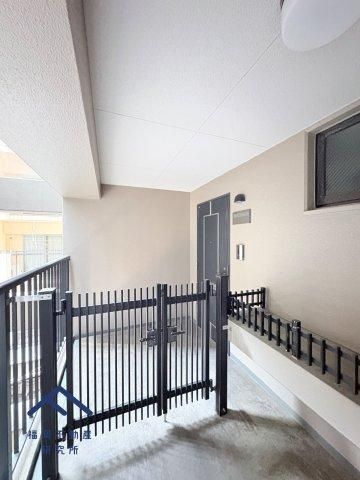 2LDK Apartment in Chuo-ku, Fukuoka for Sale - Thumbnail 4