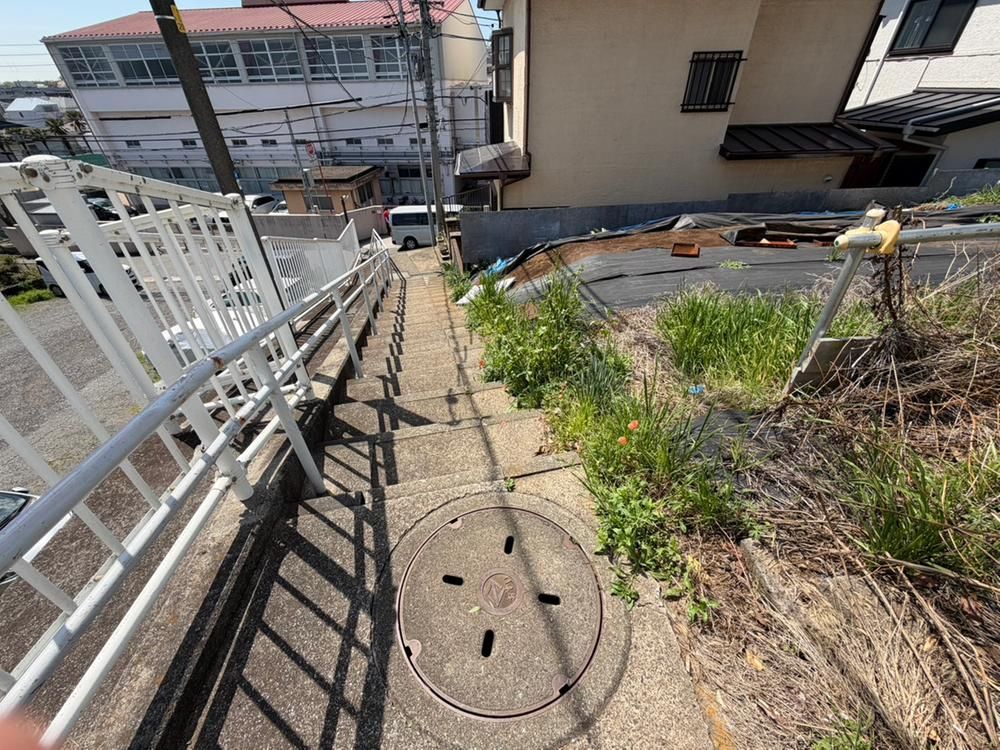 Land for Sale in Torayama-cho, Kohoku Ward, Yokohama - 143.71 m2 - Thumbnail 4