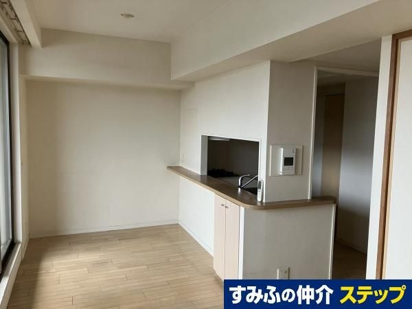 3LDK South-Facing Apartment in Sendai, Miyagi - 73.25m² - Thumbnail 4