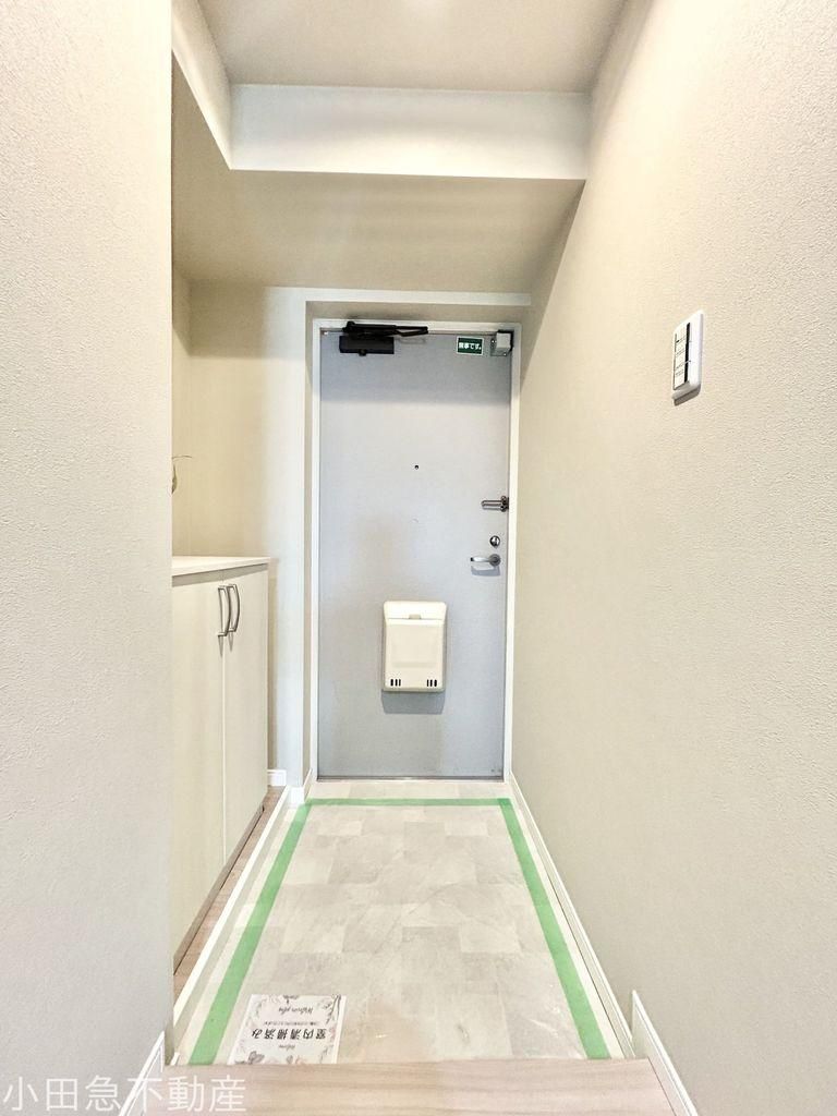 Renovated 2LDK Apartment in Atsugi City, Kanagawa - Thumbnail 2
