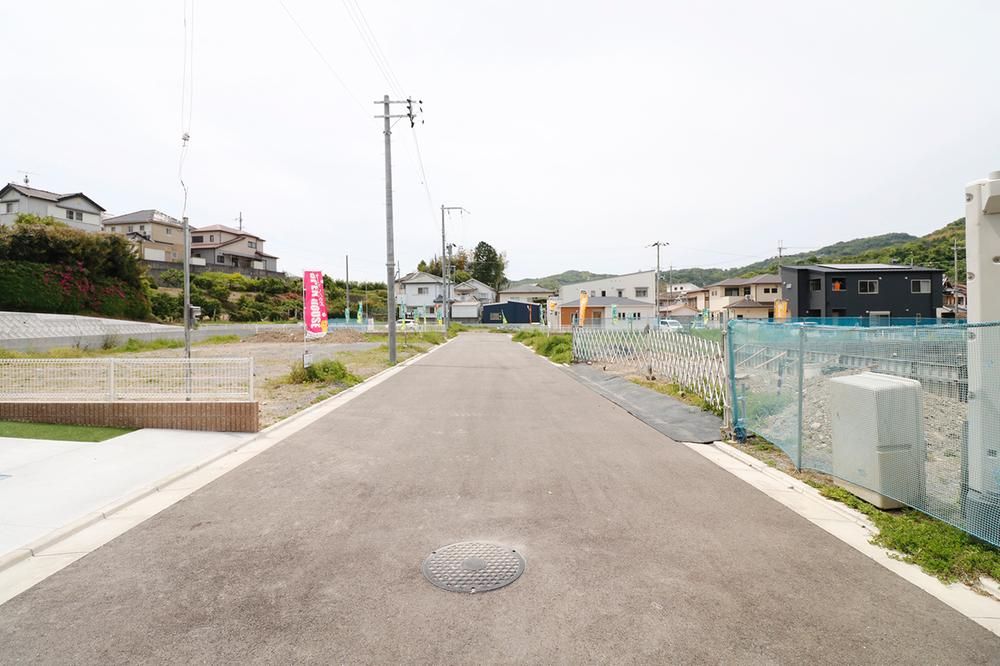 Land for Sale in Kinokawa City, Wakayama - 136.92-155.91 sqm - Thumbnail 3