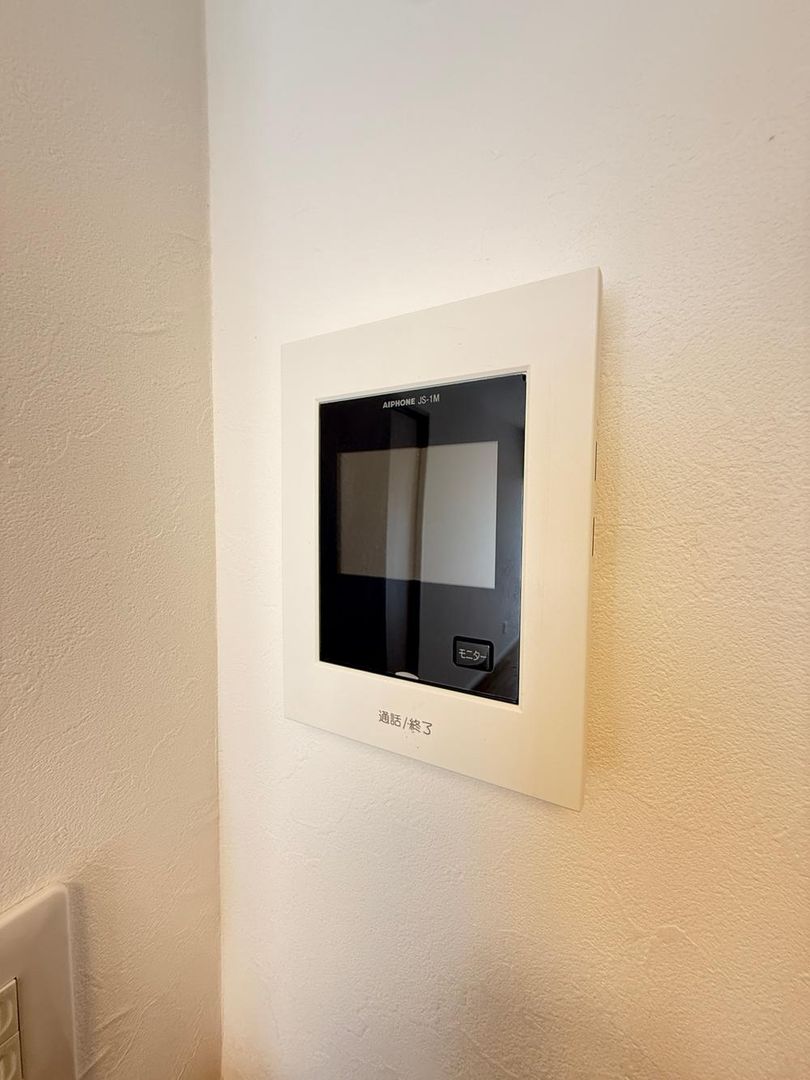 Renovated 3LDK Apartment Near Tsuchi Station, Soka City - Thumbnail 4