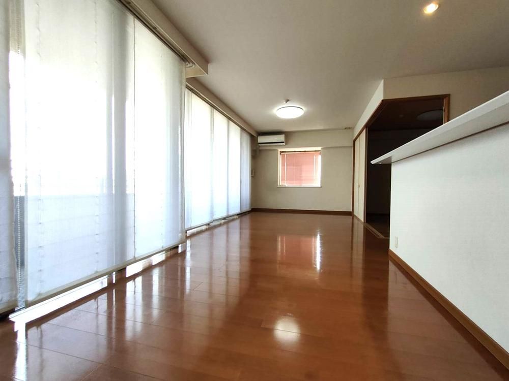 3LDK Apartment for Sale in Saga City, Saga Prefecture - Thumbnail 2