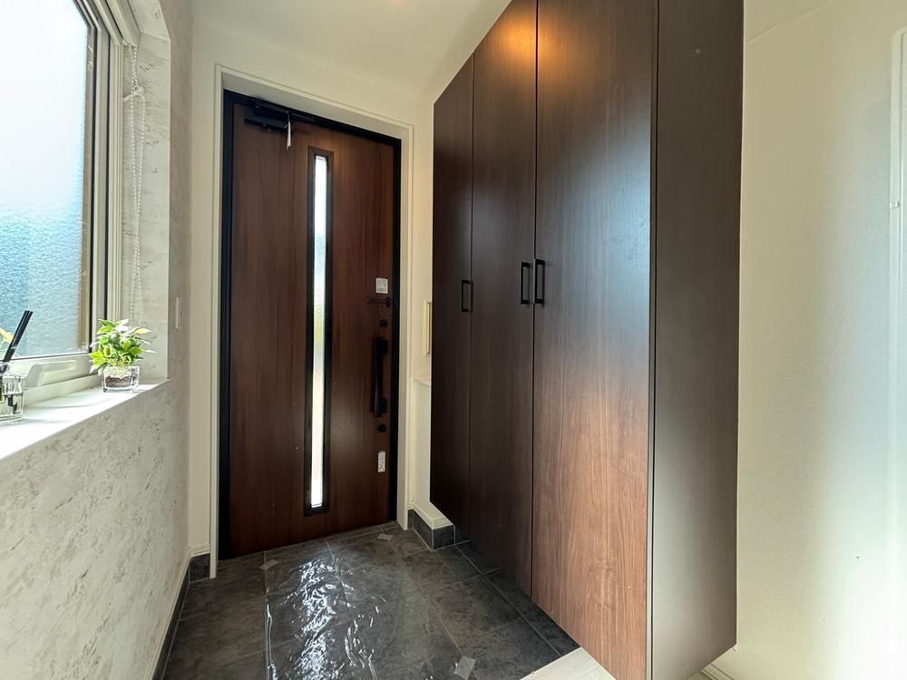 Renovated 3LDK House for Sale in Higashi Ward, Sapporo - Thumbnail 2
