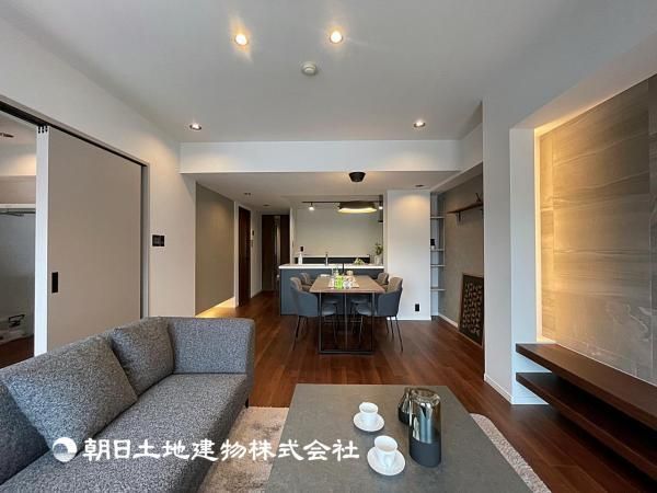 3LDK Apartment for Sale in Totsuka-ku, Yokohama - Thumbnail 2