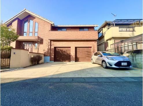 2LDK Detached House for Sale in Ryugasaki, Ibaraki - 224m² - Thumbnail 2