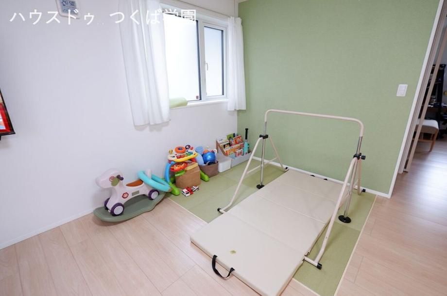 Modern 3LDK House with Solar Panels in Tsuchiura, Ibaraki - Thumbnail 4