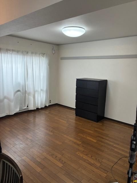 2LDK Apartment for Sale in Izumiotsu, Osaka - 13.8 Million Yen - Thumbnail 4