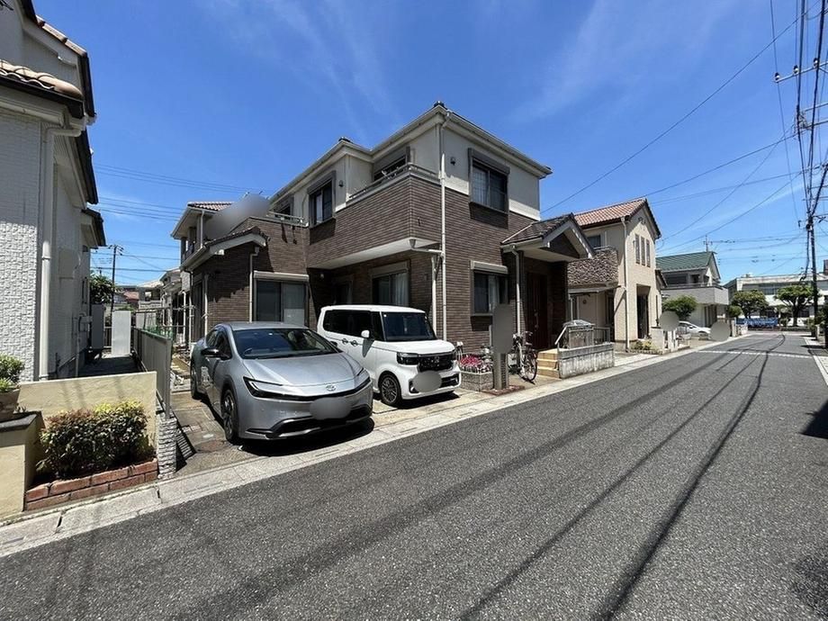 4LDK Detached House for Sale in Kita-ku, Saitama City - Thumbnail 3