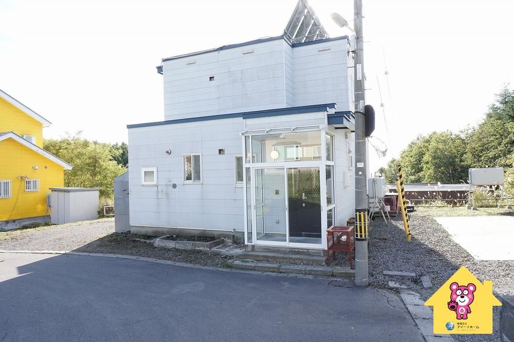 4LDK House for Sale in Jinkawa-cho, Hakodate, Hokkaido - Thumbnail 2