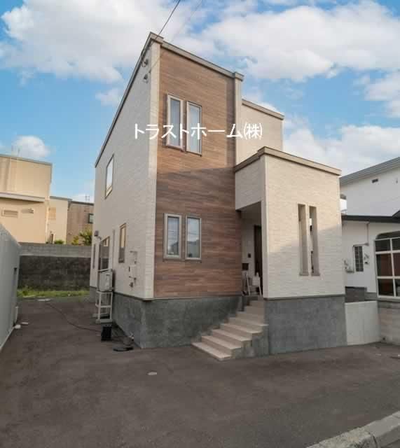 3LDK+S House for Sale in Toyohira, Sapporo - 100.61m² - Thumbnail 2