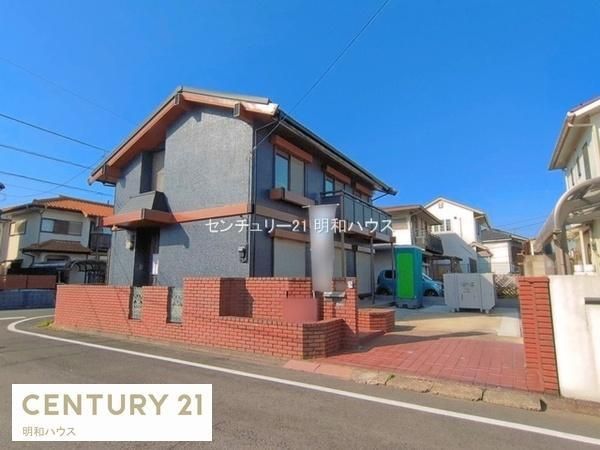 4LDK House by Misawa Homes on Corner Lot in Sakado City - Thumbnail 2