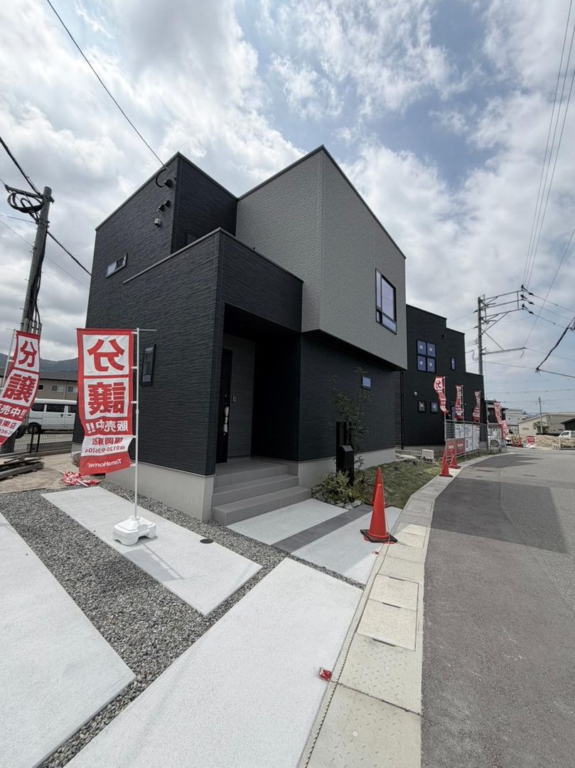New 4LDK House for Sale in Koga, Fukuoka - 115 sqm, 2 Parking - Thumbnail 3