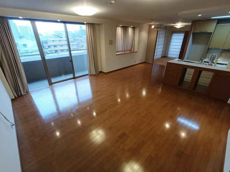 3LDK Apartment for Sale in Kagoshima City Near Kagoshima-Chuo Station - Thumbnail 2