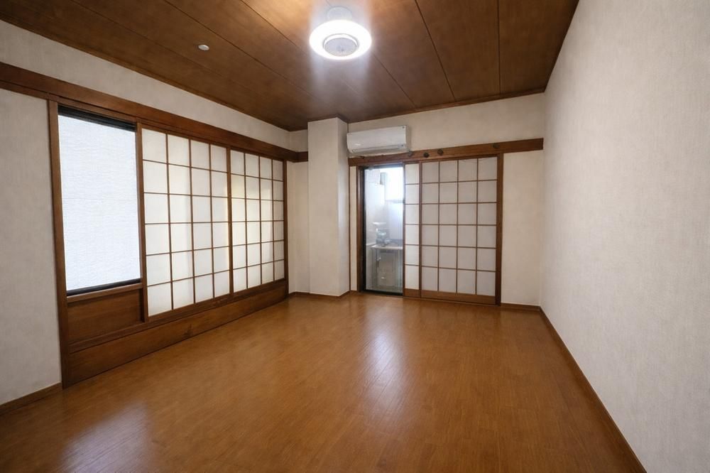 8LDK House for Sale Near Musashi-Sakai Station, Musashino - Thumbnail 4