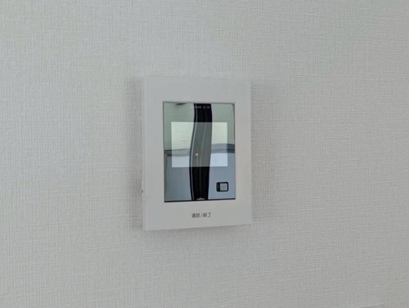 Renovated 5LDK House in Teine, Sapporo with Large Garden - Thumbnail 2