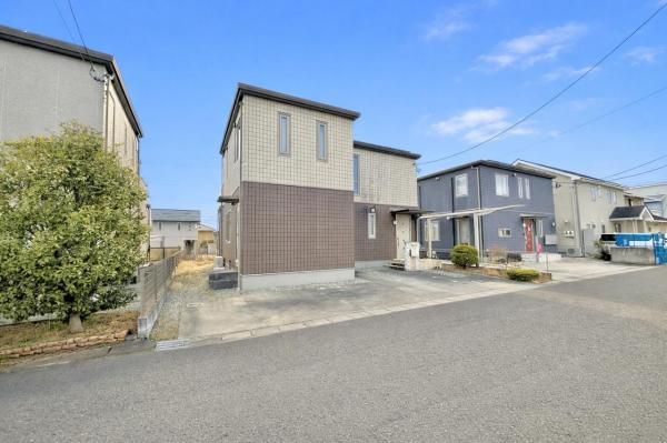 3LDK Long-Term Excellent House with 3 Car Parks in Natori, Miyagi - Thumbnail 3