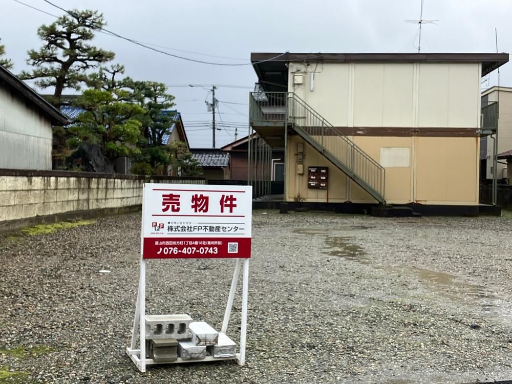 Land for Sale in Takaoka City, Toyama - 647 sqm - Thumbnail 2