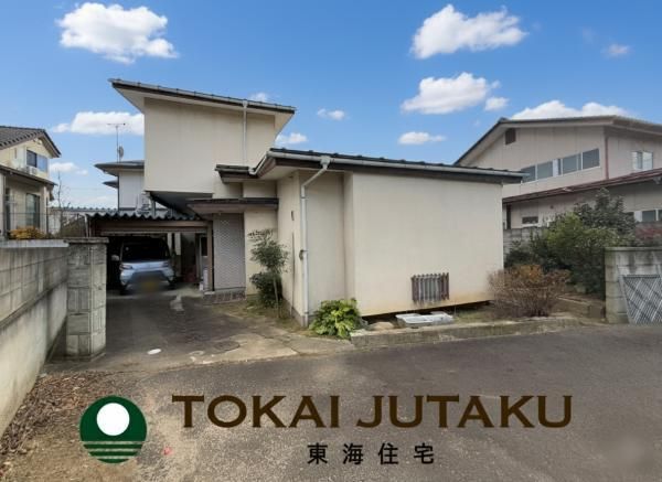 5DK Resale House in Fukushima City with 202 sqm Land - Thumbnail 2